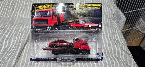 Hot wheels team - team, transport