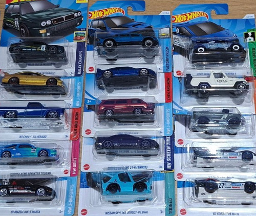 Hot wheels mainline mixture - hot, 2